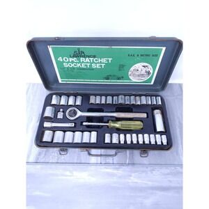 Vintage Rare Sir Lawrence 40 Piece 1/4" 3/8" SAE & Metric‎ Socket Set Mechanics